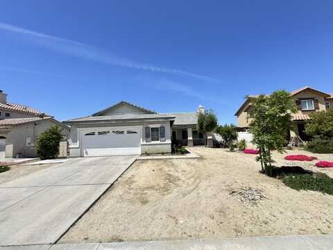 37037 Julian Lane, Palmdale, CA 93552
