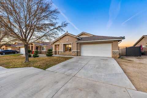 1761 E Ave H5, Lancaster, CA 93535