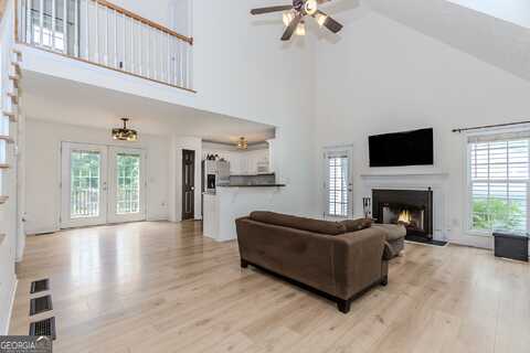 582 B Whitfield, Jefferson, GA 30549