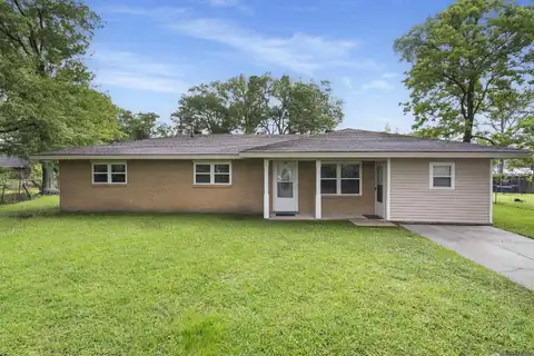 7281 Linda Lee Dr, Denham Springs, LA 70706