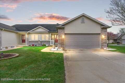 425 White Pine Boulevard, Lansing, MI 48917