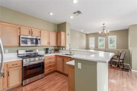 10191 Deerfield Beach Avenue, Las Vegas, NV 89129