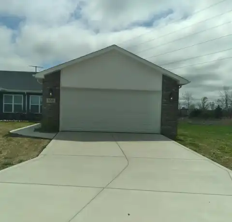 8645 Madison Street, Merrillville, IN 46410