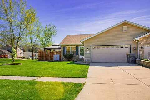 683 A Coventry Lane, Valparaiso, IN 46385