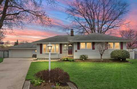 8434 5th Place, Highland, IN 46322