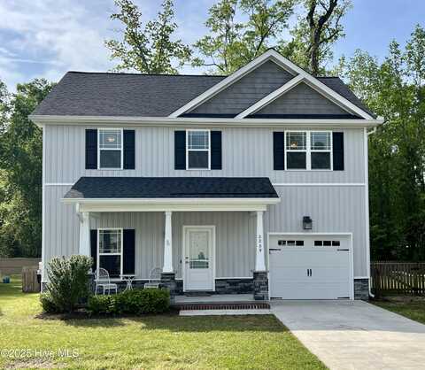 2289 Franklin Drive, Winterville, NC 28590