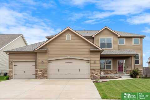 4602 Brook Circle, Papillion, NE 68133