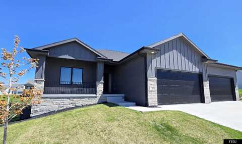 12003 S 109th Street, Papillion, NE 68046