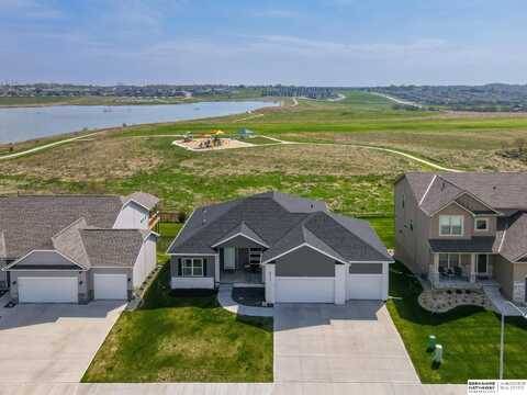 5513 N 177th Street, Omaha, NE 68116