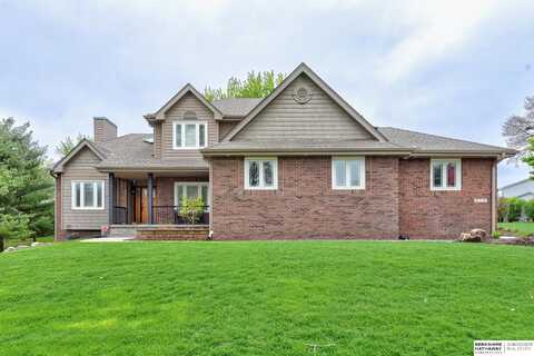 21727 Cimarron Road, Elkhorn, NE 68022