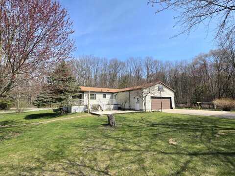 5766 W 92nd Street, Fremont, MI 49412