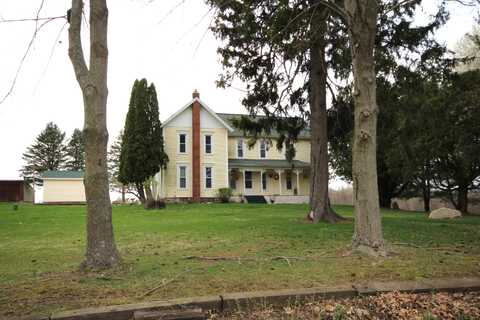 15388 S 46th Street, Fulton, MI 49052