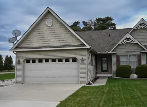 8158 N N Clare Ave Avenue, Harrison, MI 48625