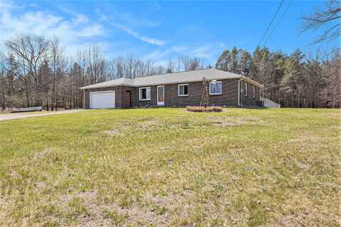 13135 Pine Island Drive, Sparta, MI 49345