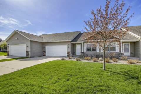 1177 S Village Circle, Kalamazoo, MI 49009