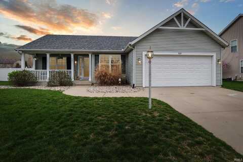 501 Shepherds Cove Drive, Osceola, IN 46561
