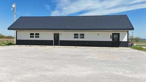 521 W Steel Street, Seymour, MO 65746