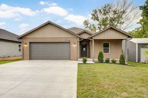 210 B W Clinton Street, Rogersville, MO 65742