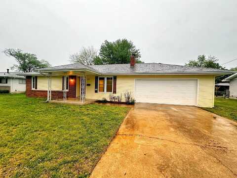 213 W Charles Street, Republic, MO 65738