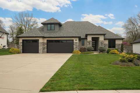 4748 Forest Trails Drive, Springfield, MO 65809