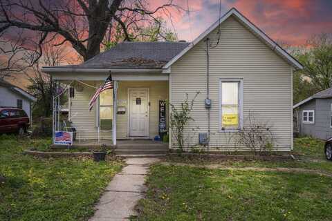 2027 N Taylor Avenue, Springfield, MO 65803