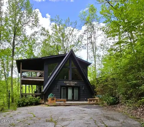 1020 Deep Hollow Road, Gatlinburg, TN 37738