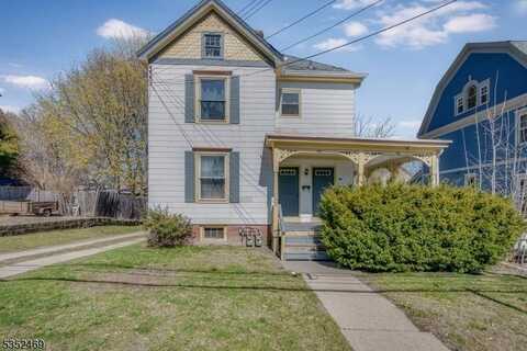 20 Madison St, Newton, NJ 07860