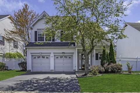 5 MARCO POLO CT, Franklin, NJ 08823