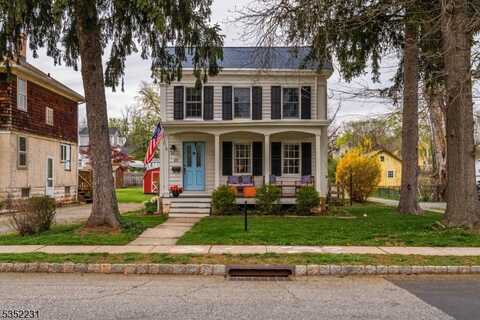 85 Mine St, Flemington, NJ 08822
