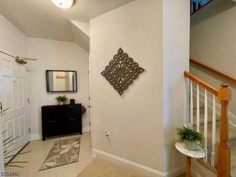 6415 Brookhaven Ct, Riverdale, NJ 07457