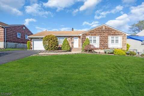 40 Trella Ter, Clifton, NJ 07013