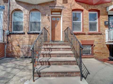 115 S 9Th St, Newark, NJ 07107