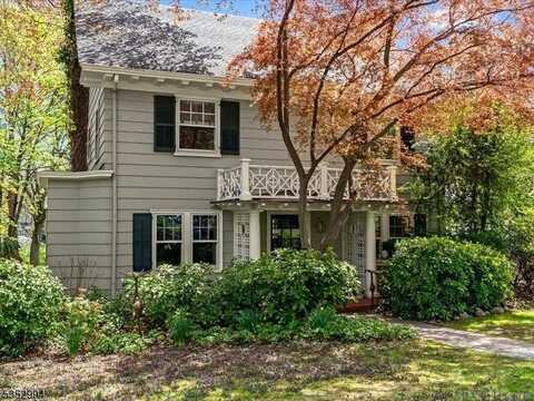153 N Mountain Ave, Montclair, NJ 07042