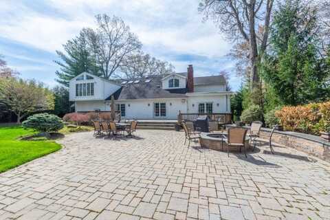 38 Farley Pl, Allendale, NJ 07401