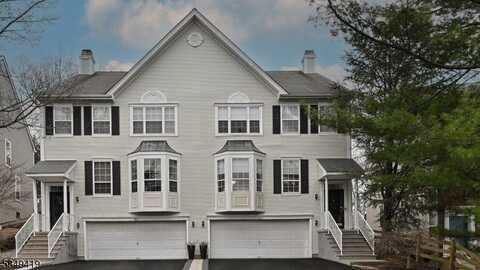 111 Warbler Dr, Wayne, NJ 07470