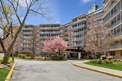 530 Valley Road, Montclair, NJ 07043
