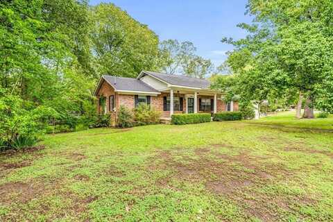 2604 Redbud Dr, Starkville, MS 39759
