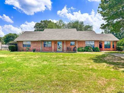 104 W Perry St, Frankston, TX 75763