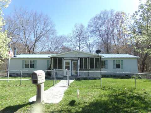 509 Backus (Mountain) Road, Meadow Bridge, WV 25976