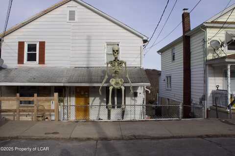 158 Garfield Street, Nanticoke, PA 18634
