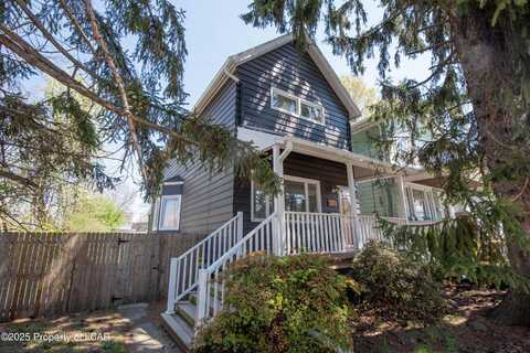 416 E Northampton Street, Beach Haven, PA 18702