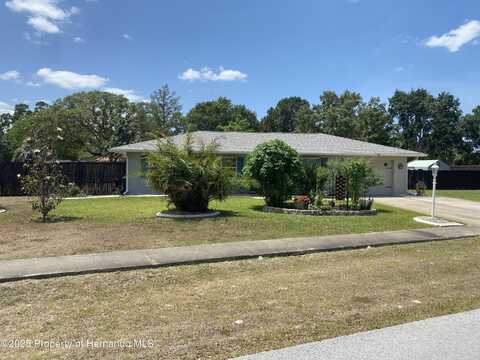 9186 Patio Court, Spring Hill, FL 34608