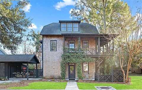 401 Coquinas Lane, Beaufort, SC 29906