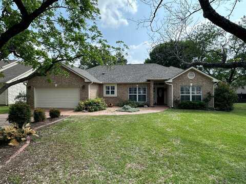 411 Stewart, Meadowlakes, TX 78654