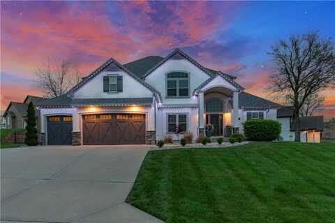 900 SE Cypress Lane, Blue Springs, MO 64014