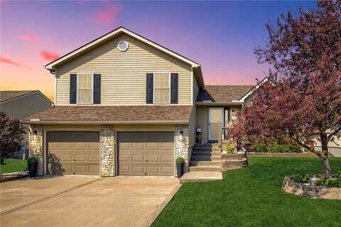 9114 N Mersington Avenue, Kansas City, MO 64156