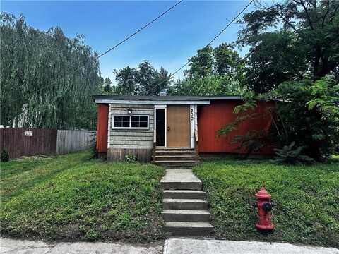 300 W Sea Avenue, Independence, MO 64050