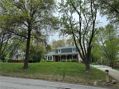 1142 Limit Street, Leavenworth, KS 66048