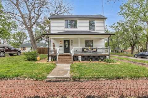 800 Pacific Avenue, Osawatomie, KS 66064