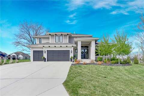 10300 W 174th Street, Overland Park, KS 66221
